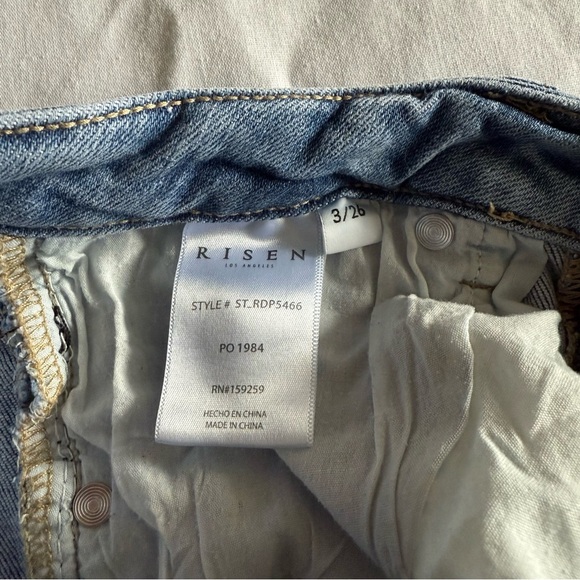 Risen Jeans Straight Leg Distressed High Rise Light Wash Festival Womens 3/26 - Picture 9 of 13